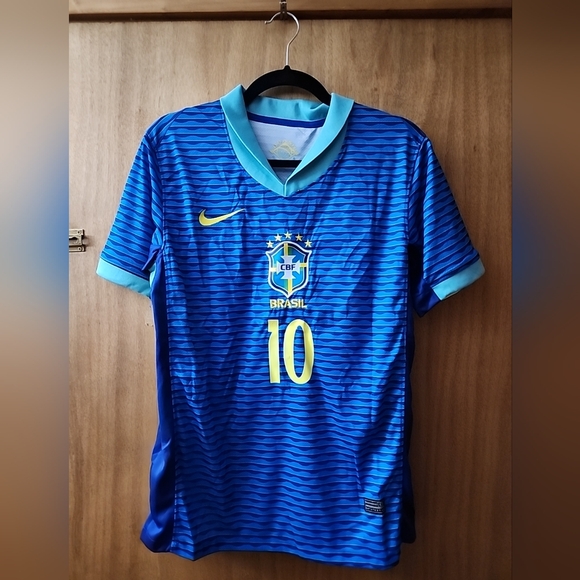 Neymar Jr. Brazil National Team Nike Soccer Jersey - Picture 1 of 3
